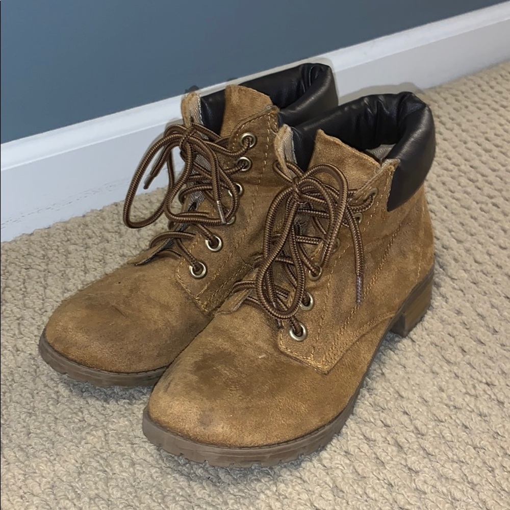 Women’s Boots